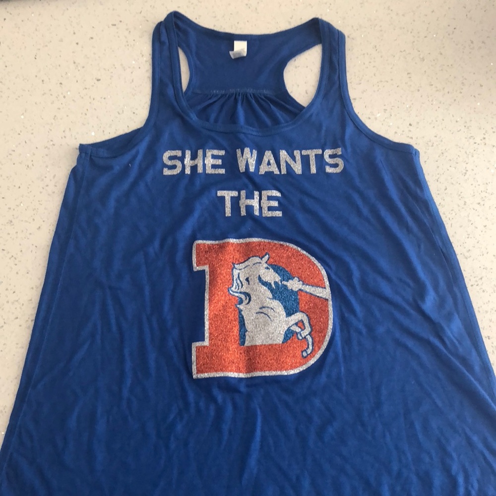 Denver Broncos novelty T-shirt